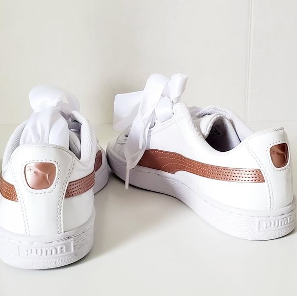 PUMA Athletic Basket Heart Patent Shoes - Picture 14 of 15